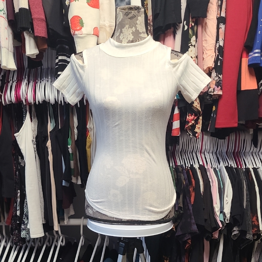 White Women's Short Sleeve Top